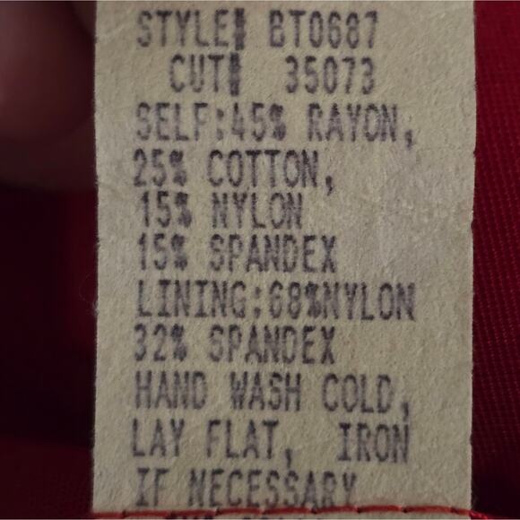 Nicole Miller Elegant Sweetheart Red Lace Party Cocktail Dress Size Medium - Picture 8 of 8